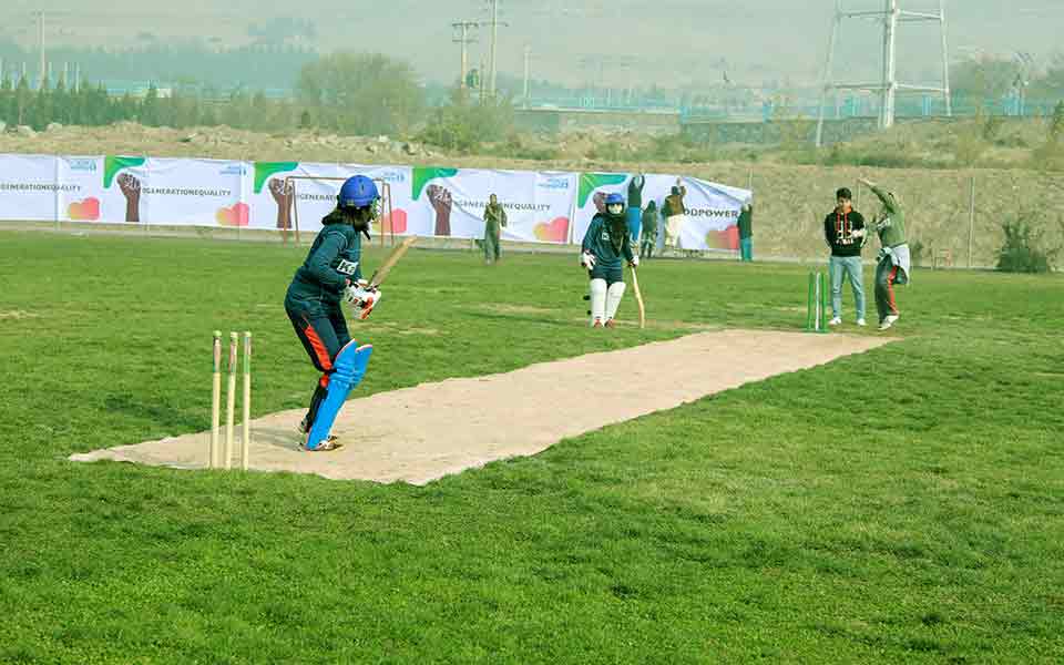 οι-ταλιμπάν-απαγορεύουν-τον-γυναικεί-561491383