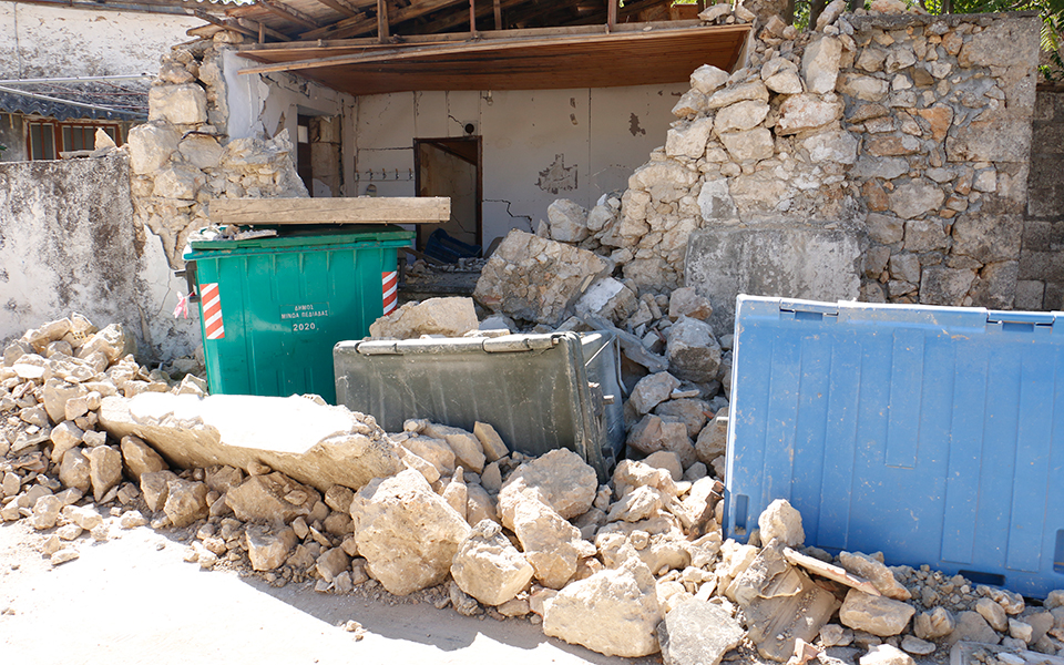 Σεισμός στην Κρήτη: 2.500 σκηνές για σεισμόπληκτους – Τι λένε οι ειδικοί-1