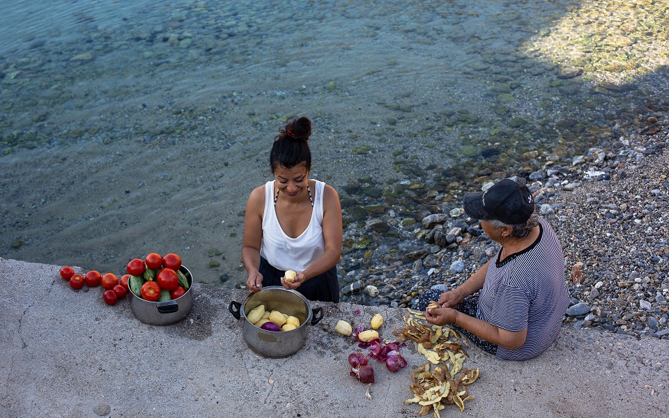 Βίντεο «Κ»: Στην κουζίνα της κυράς του βράχου-5