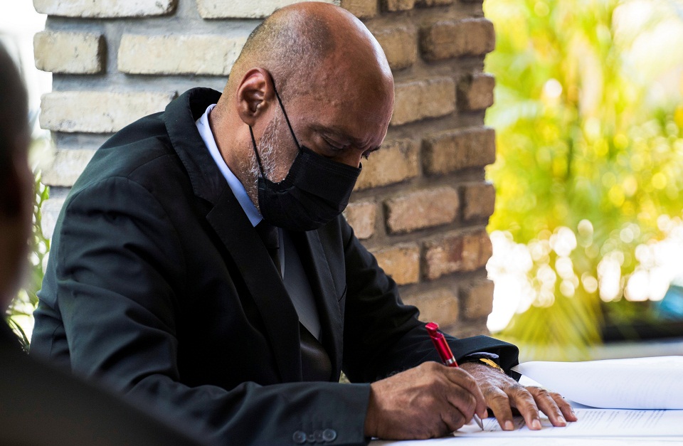 αϊτή-ένοπλοι-προσπάθησαν-να-δολοφονή-561499057