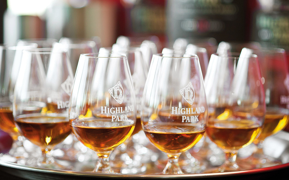 Το ουίσκι των Χαϊλάντερ – Αναμνήσεις και γεύσεις από τη Σκωτία-1