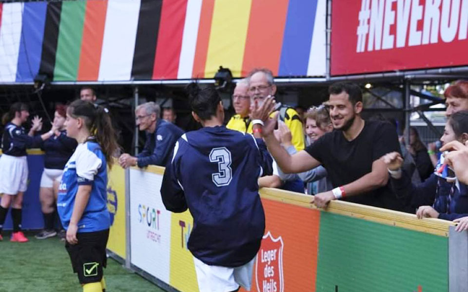 τρία-κύπελλα-στην-εθνική-αστέγων-561506581