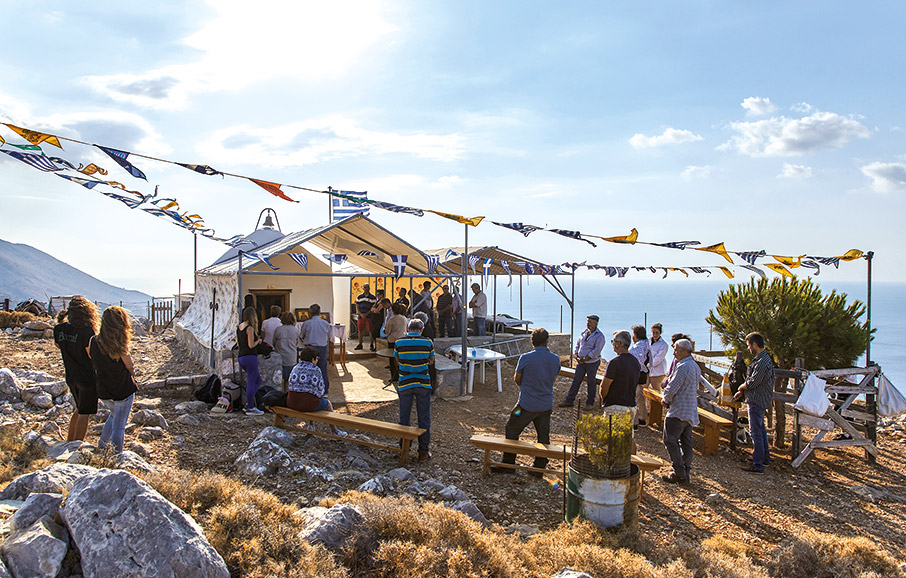 Στην Ύδρα κατεβάζουμε ταχύτητες-1