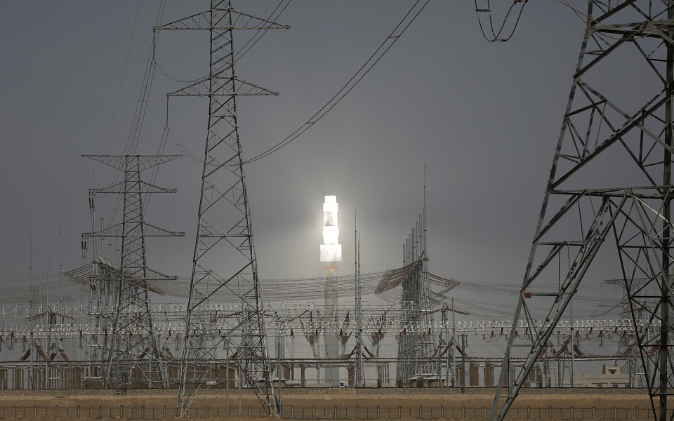 κίνα-στο-σκοτάδι-νοικοκυριά-εκ-περιτρ-561515032