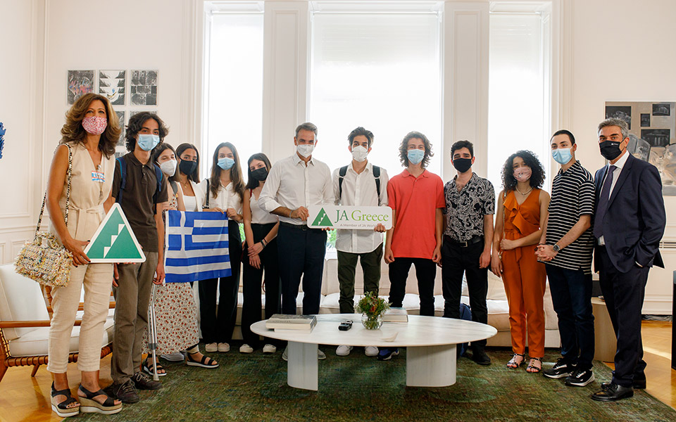 ja-greece-το-εnterfest-ξεκίνησε-και-παρουσιάζει-την-α-561508351