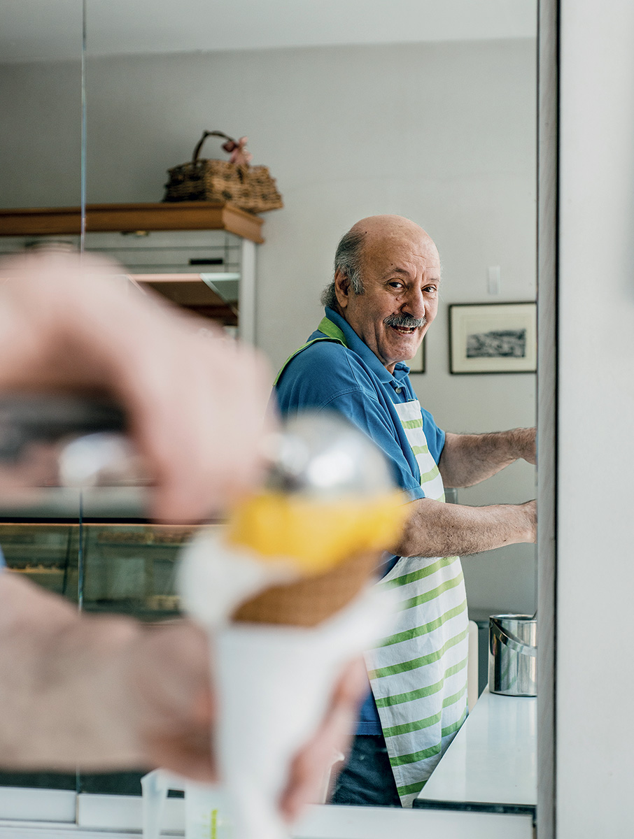 Στα πολίτικα του Παλαιού Φαλήρου-3
