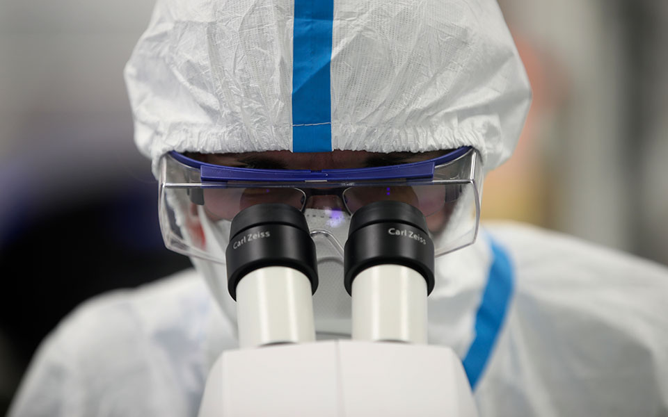 κορωνοϊός-οι-άγνωστες-επιπτώσεις-στο-561498322