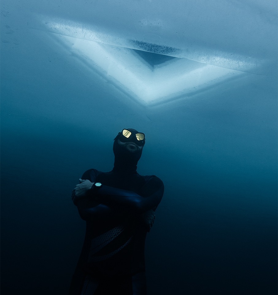 Νυχτερινές καταδύσεις με ένα ιστορικό TAG HEUER της δεκαετίας του ‘80-1