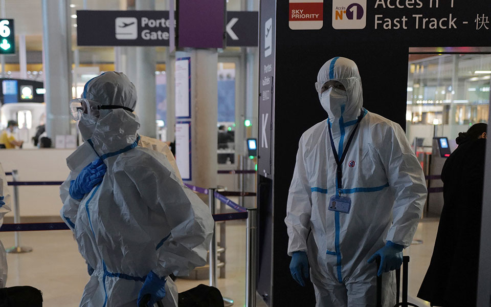 εε-οι-ευρωπαίοι-που-εμβολιάστηκαν-με-astraze-561506083