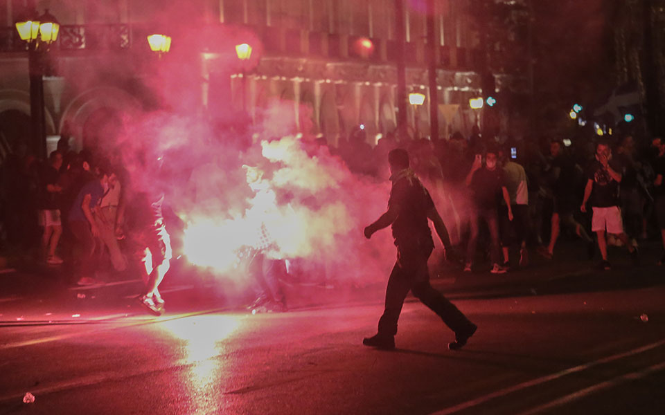 έρευνα-για-αρνητές-στην-πρώτη-γραμμή-τ-561516475