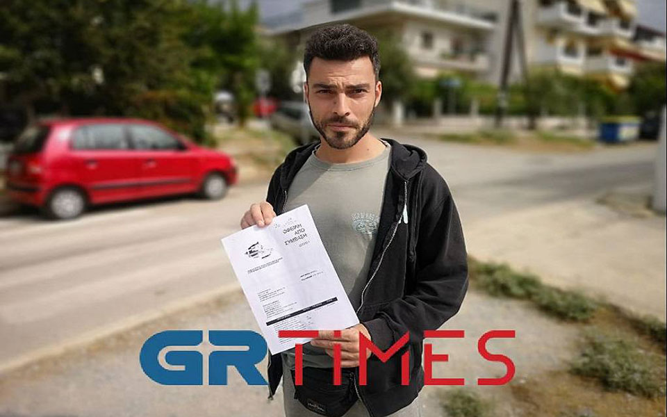 θεσσαλονίκη-ο-πατέρας-αρνητής-επέδωσ-561508336