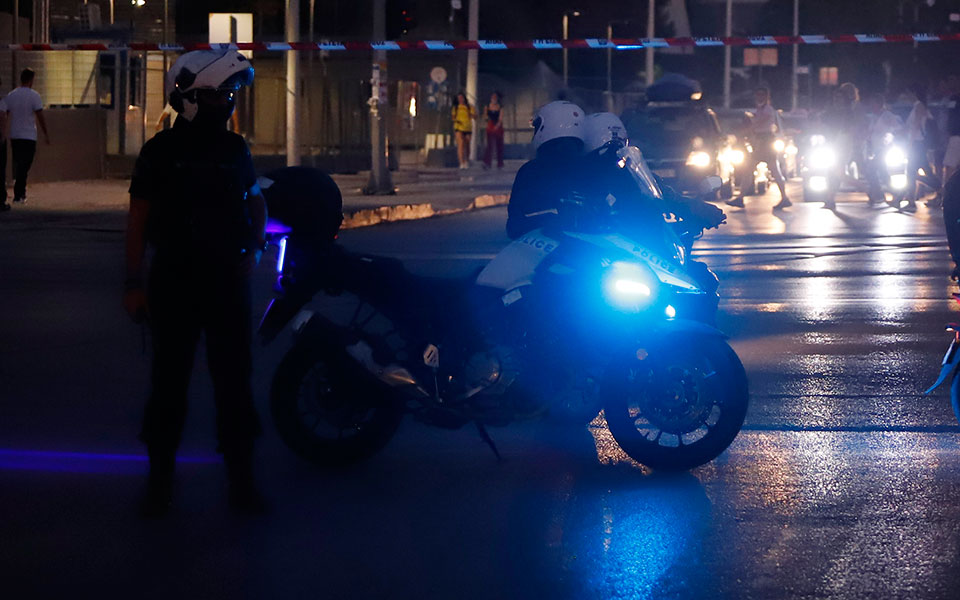 χειροβομβίδες-και-όπλα-εντοπίστηκαν-561507415