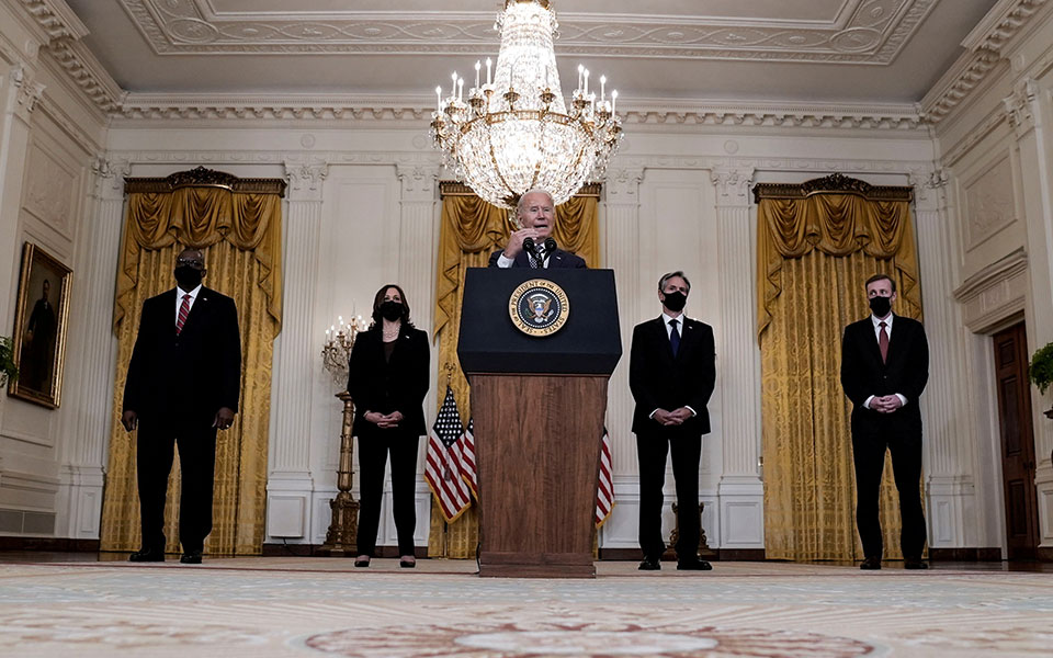 ο-μπάιντεν-δεσμεύεται-ότι-θα-προστατε-561482644