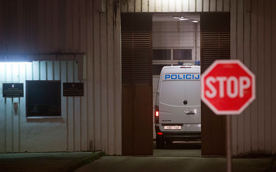 κροατία-άνδρας-φέρεται-να-σκότωσε-τα-τ-561512821