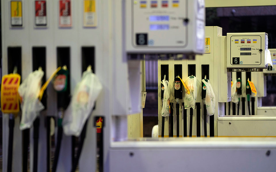 βρετανία-καύσιμα-λήψη-νέων-μέτρων-γ-561514261