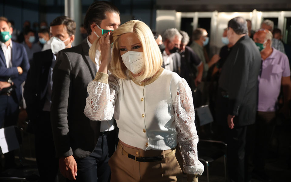 γεννηματά-νδ-και-συριζα-επανέφεραν-τη-561486928