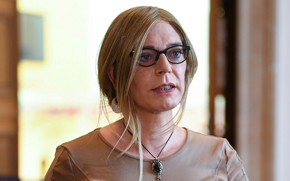 γερμανικές-εκλογές-δύο-τρανς-γυναίκε-561514054