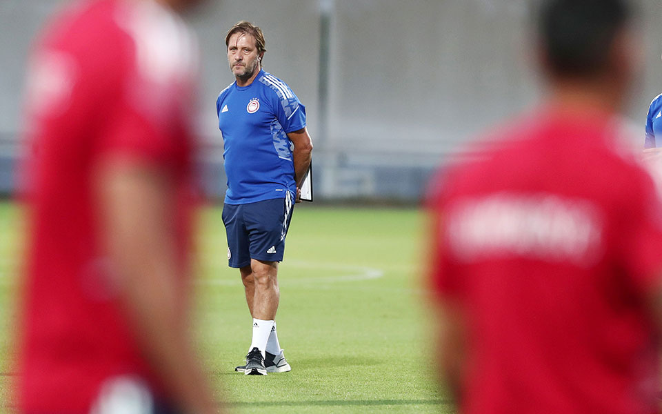 ολυμπιακός-πρεμιέρα-χωρίς-στραβοπάτ-561500386