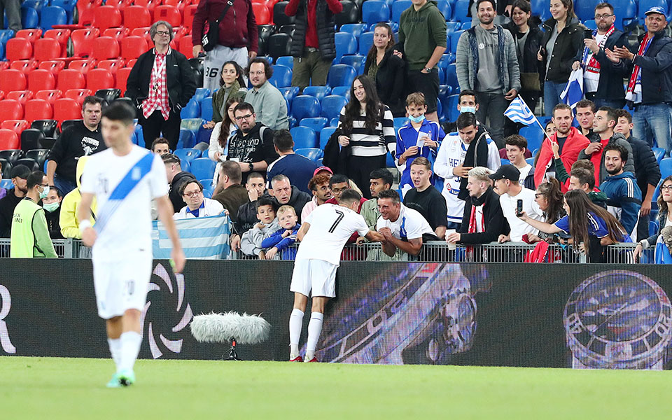 οι-σύλλογοι-πάνω-από-την-εθνική-μας-561486022