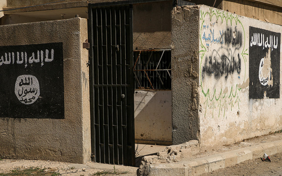 μετανοημένη-τζιχαντίστρια-ικετεύει-561499735