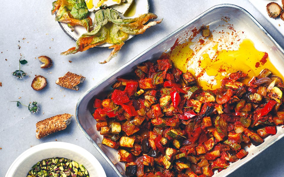 συνταγή-μπριάμ-λαχανικών-φουρνιστό-561488827