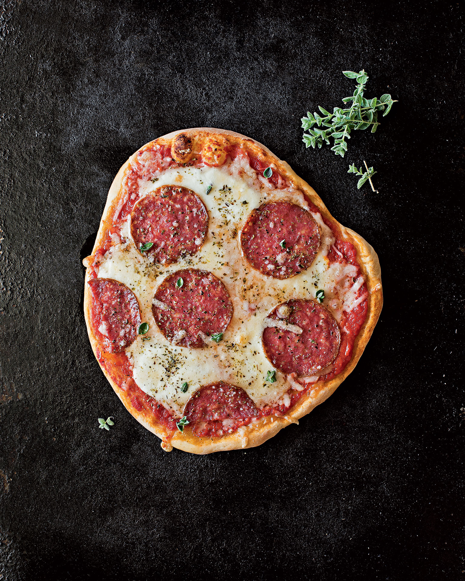 Γαστρονόμος: Η τέλεια ζύμη για πίτσα και τρεις συνταγές για να την απολαύσετε-1