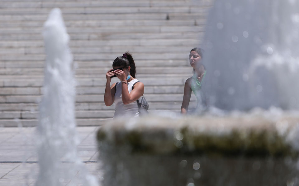 καιρός-πού-καταγράφηκαν-θερμοκρασίε-561505873