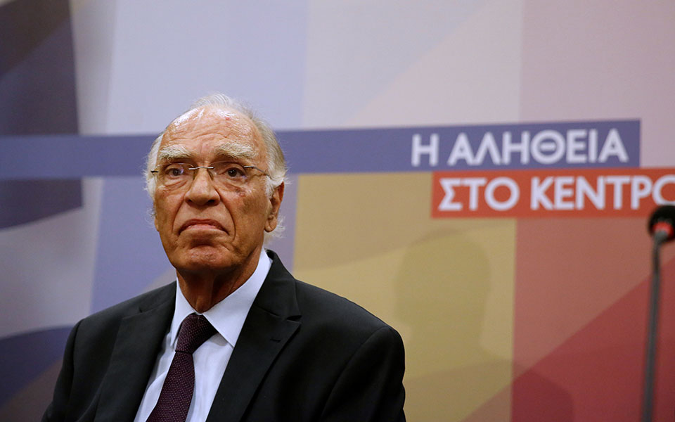 ιατρικό-ανακοινωθέν-για-βασίλη-λεβέν-561513394