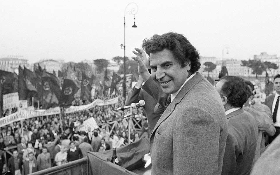 μίκης-θεοδωράκης-την-πέμπτη-στον-γαλα-561487342