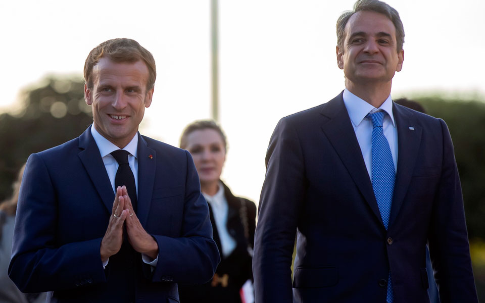 Μακρόν και Μητσοτάκης μαζί στο Μουσείο του Λούβρου-3