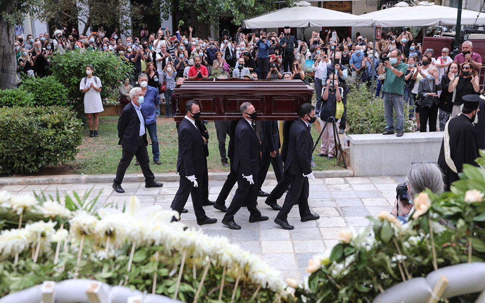 Μίκης Θεοδωράκης: Το τελευταίο αντίο στη Μητρόπολη-6