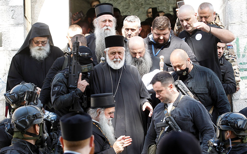 σερβία-σε-πολεμικό-κλίμα-η-ενθρόνισ-561487330