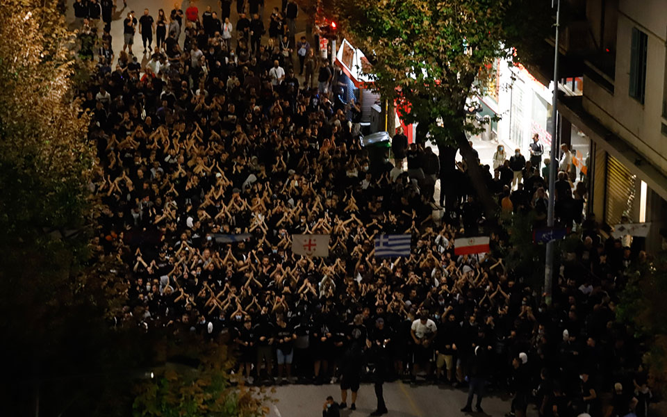 Θεσσαλονίκη: Ένταση με οπαδούς του ΠΑΟΚ και ΜΑΤ-1