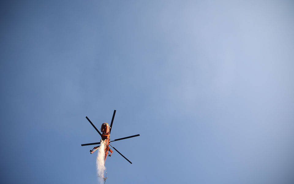 οριοθετήθηκε-η-φωτιά-στην-κακιά-θάλασ-561497980