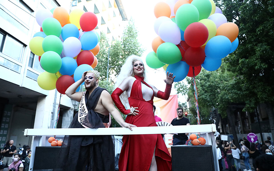 Athens Pride: Ολοκληρώθηκε η πορεία προς τη Βουλή (εκόνες)-2