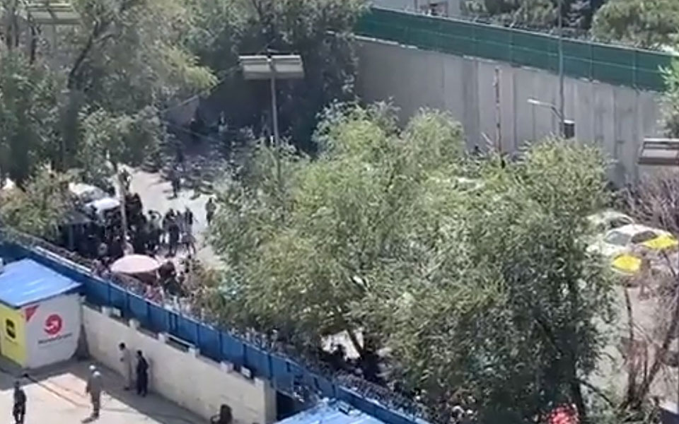 καμπούλ-οι-ταλιμπάν-πυροβόλησαν-στον-561488968