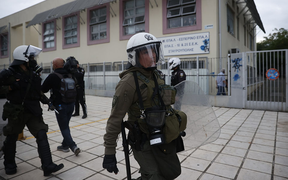 εισαγγελική-παρέμβαση-για-τα-επεισόδ-561517510