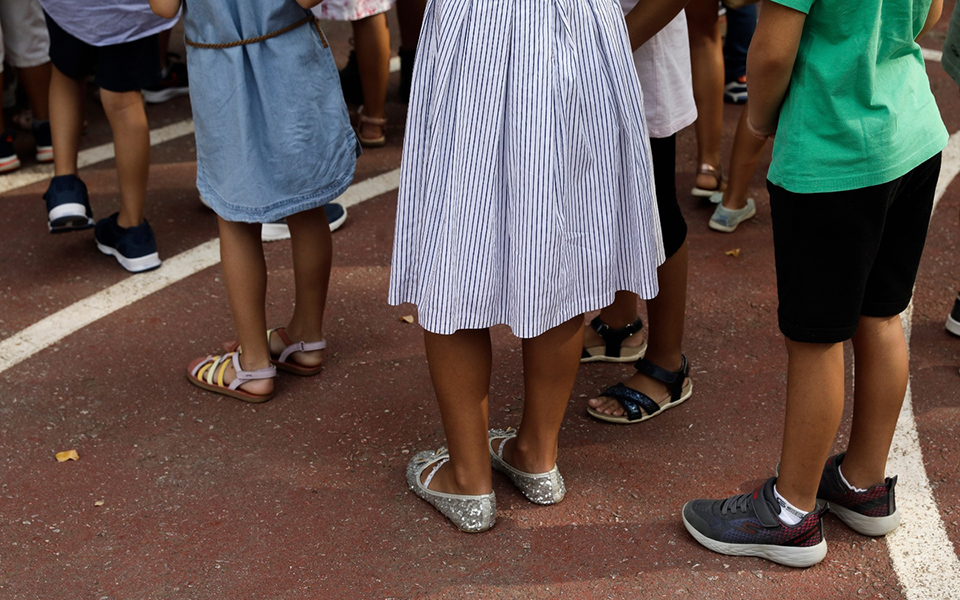 κορωνοϊός-μαθητές-δημοτικού-χάνουν-τ-561501628