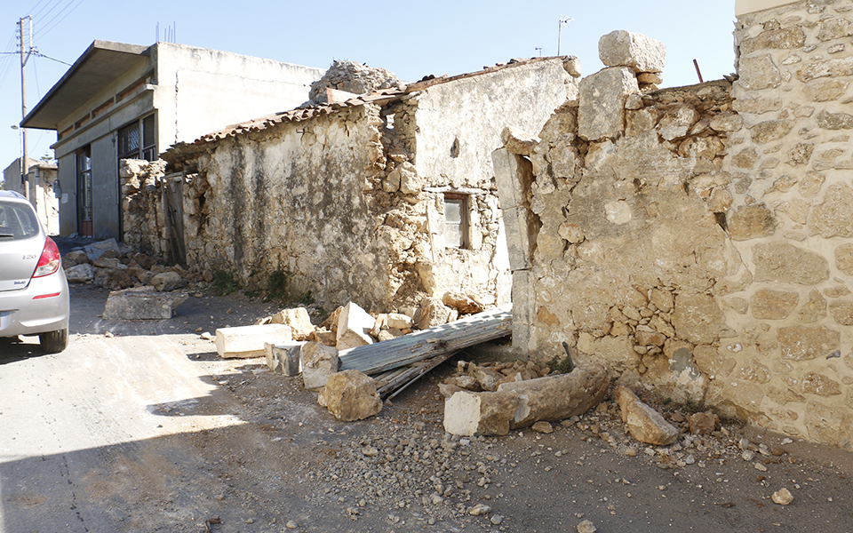 Σεισμός στην Κρήτη: Ένας νεκρός στο Αρκαλοχώρι – Επιχειρήσεις απεγκλωβισμού και στον Πατσίδερο-4