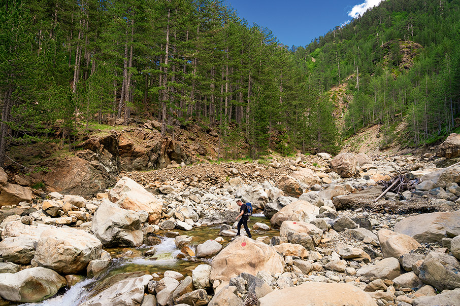 Στη Βάλια Κάλντα-3