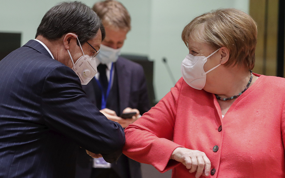 επικοινωνία-αναστασιάδη-με-μέρκελ-ζή-561537790