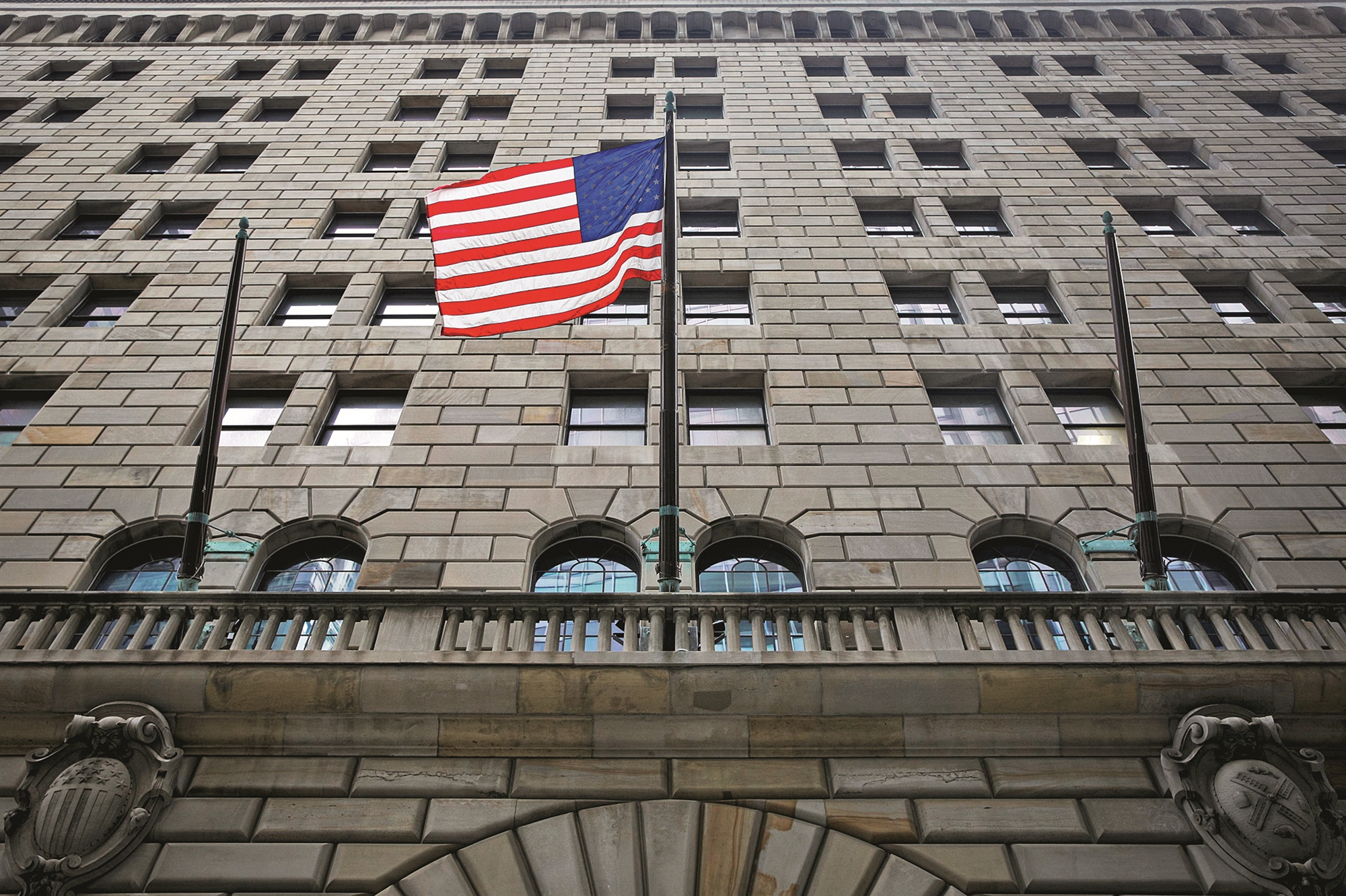 πιο-κοντά-η-μείωση-αγοράς-ομολόγων-από-561538564