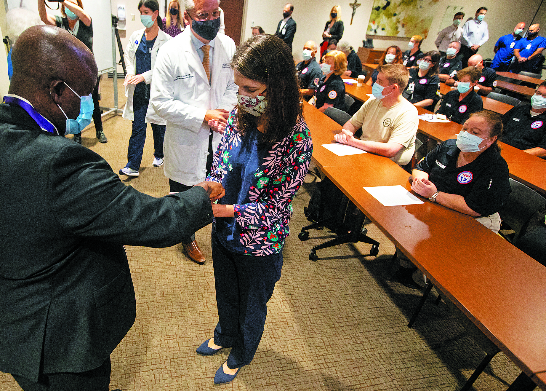 εμβολιασμός-η-τρίτη-δόση-ενισχύει-την-561536500