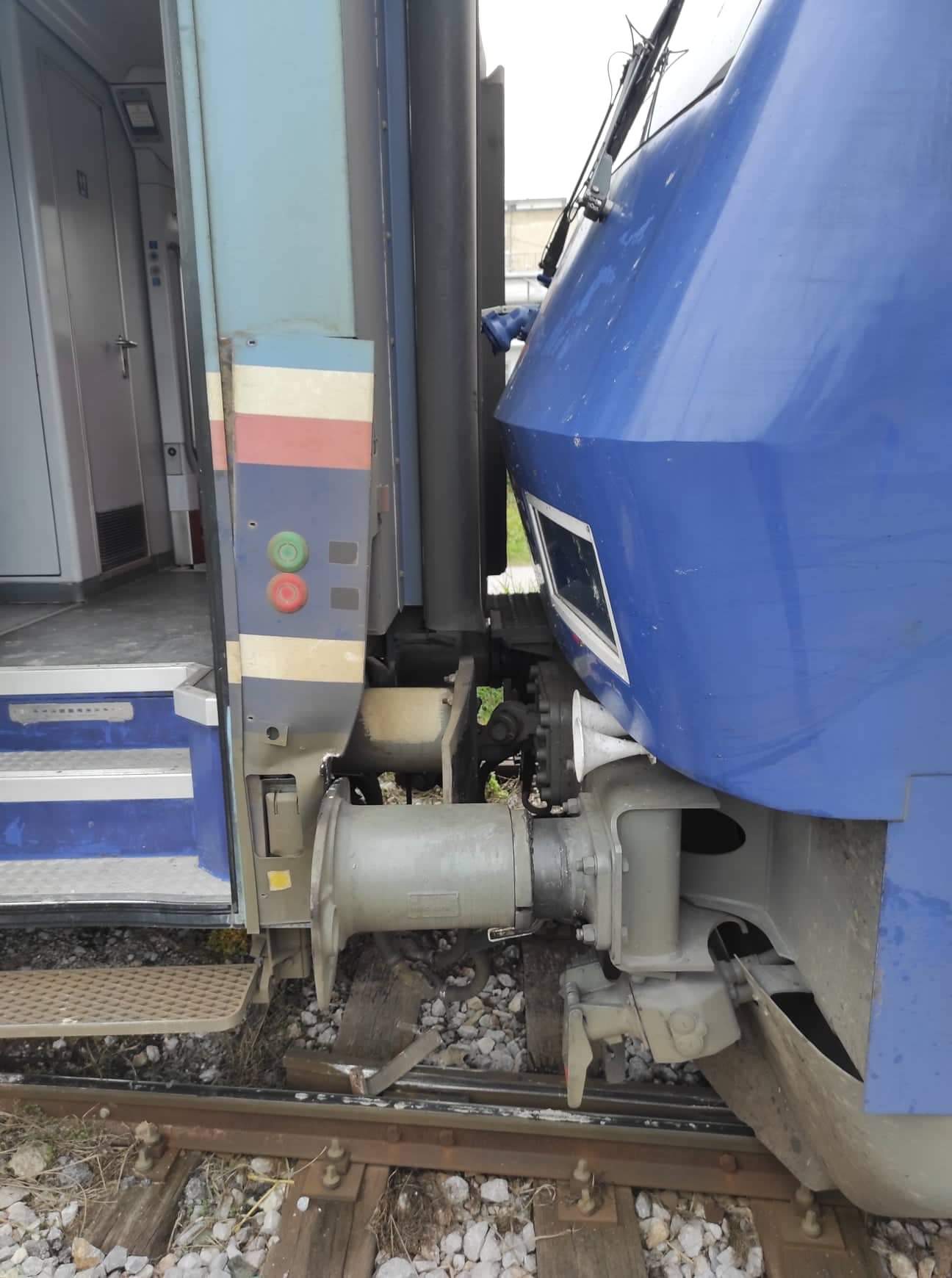 Θεσσαλονίκη: Εκτροχιασμός αμαξοστοιχίας – Καλά στην υγεία τους οι επιβάτες-1