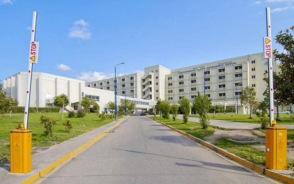 απόλυση-παιδιάτρου-με-υπουργική-παρέ-561548734