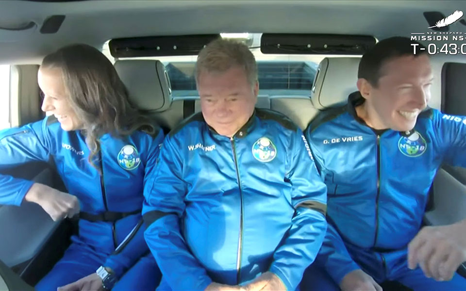 live-ο-90χρονος-κάπτεν-κέρκ-ταξιδεύει-στο-561537697