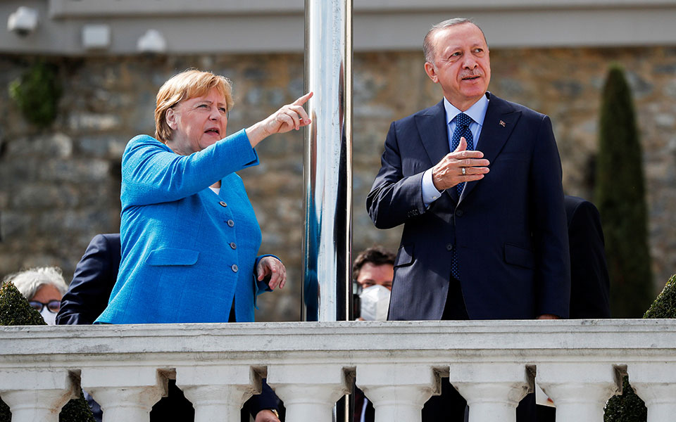 αποχαιρετιστήρια-συνάντηση-μέρκελ-561543958