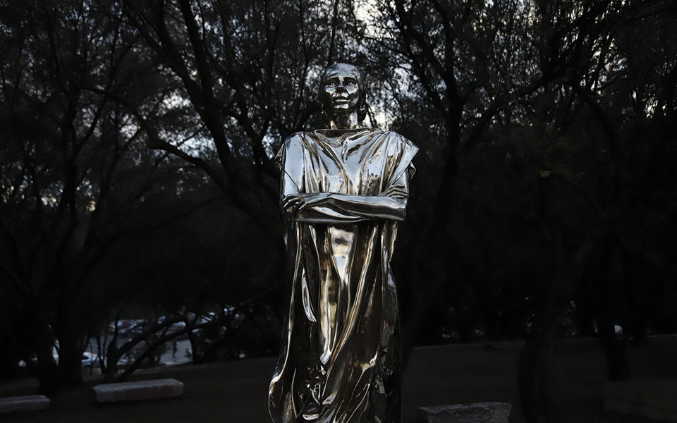 podcast-σταύρος-θεοδωράκης-όλα-τα-σφάζουν-561544435