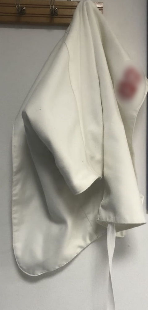 Νέα Ερυθραία: Αυτοσχέδια δρεπάνια, ξίφος και τσεκούρι βρέθηκαν στο σπίτι του 40χρονου (εικόνες)-3