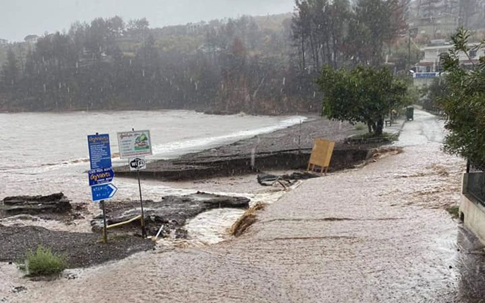 κακοκαιρία-αθηνά-κατολισθήσεις-στην-561532867